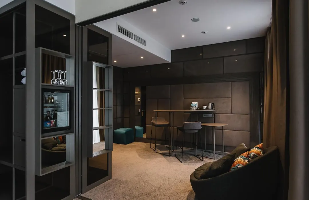 Noble Boutique Hotel-1